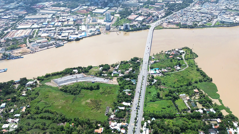 Toàn cảnh khu vực xã Tân Phong huyện Thống Nhất Đồng Nai nhìn từ trên cao năm 2026, thể hiện các công trình hạ tầng đang thi công và các khu dân cư đan xen