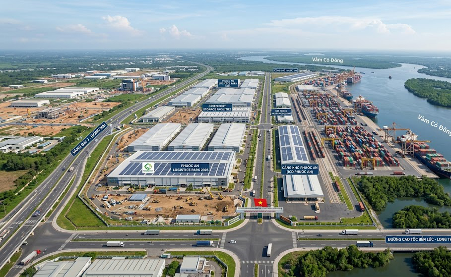 Toàn cảnh khu vực cảng Phước An nhìn từ trên cao, thể hiện hệ thống kho bãi logistics đang hình thành tại huyện Nhơn Trạch tỉnh Đồng Nai năm 2026