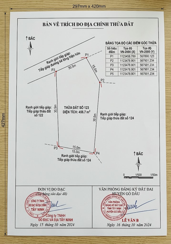 Bản vẽ trích đo địa chính thửa đất in trên giấy A3 thể hiện tọa độ VN-2000 các điểm góc thửa, diện tích, ranh giới tiếp giáp, có đóng dấu của đơn vị đo đạc và xác nhận của Văn phòng Đăng ký đất đai huyện Gò Dầu tỉnh Tây Ninh